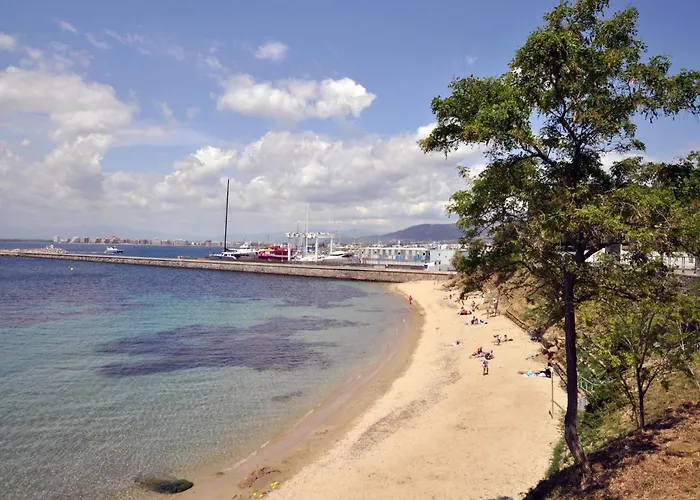 Only 50 M From In Διαμέρισμα *